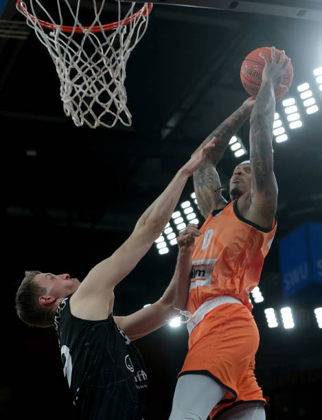 罗马诺：曼联即将与拉芒谈妥个人条款，目前在积极谈判中