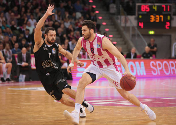 公开场合强 公开场合强