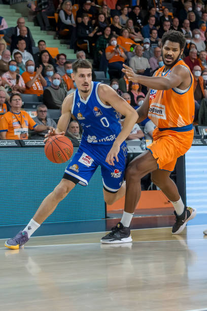 的对决总能 的对决总能