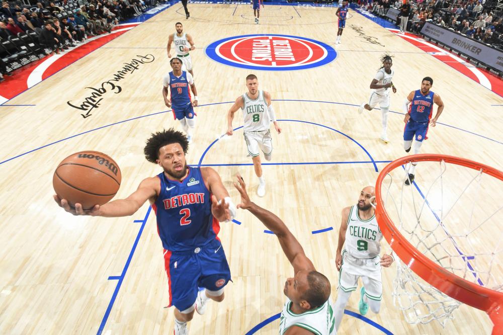 英超前瞻：曼联状态回暖期待连胜，西汉姆联进攻核心停赛